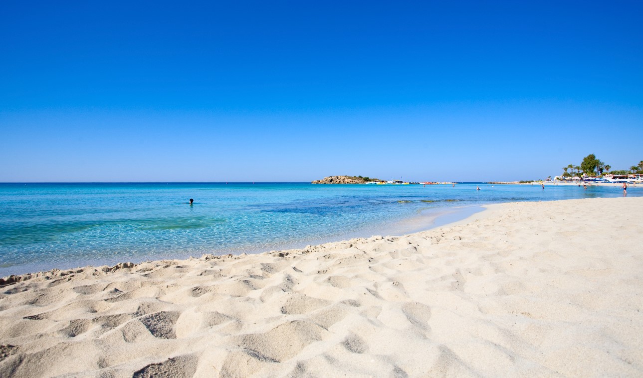 beach in cyprus move to cyprus with property lawyers